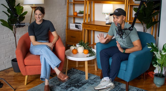 5 Best Video Podcast Recording Software Apps (& How to Choose)